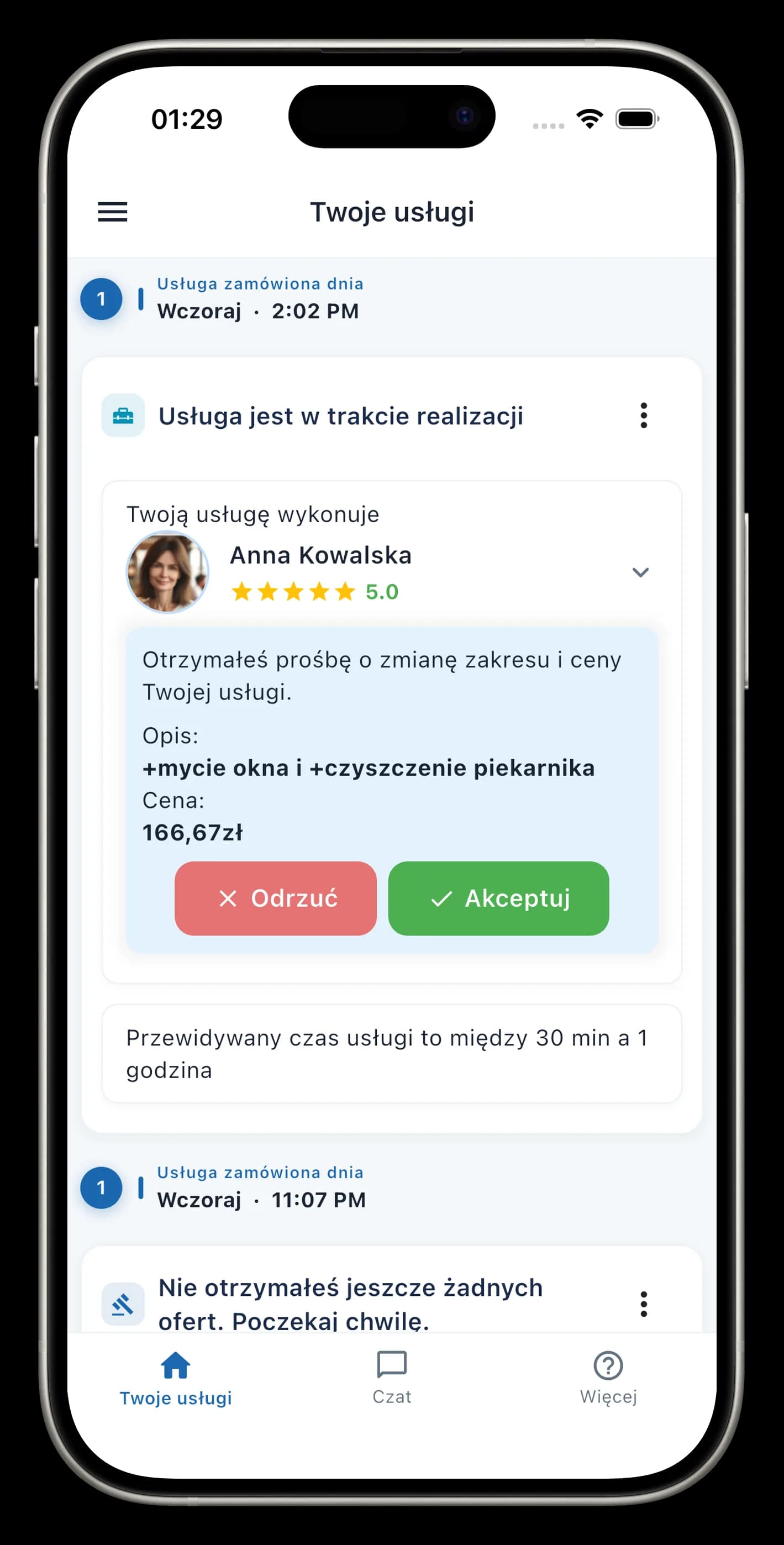 Klient widzi prośbę o zmianę zakresu i ceny w aplikacji eazBee